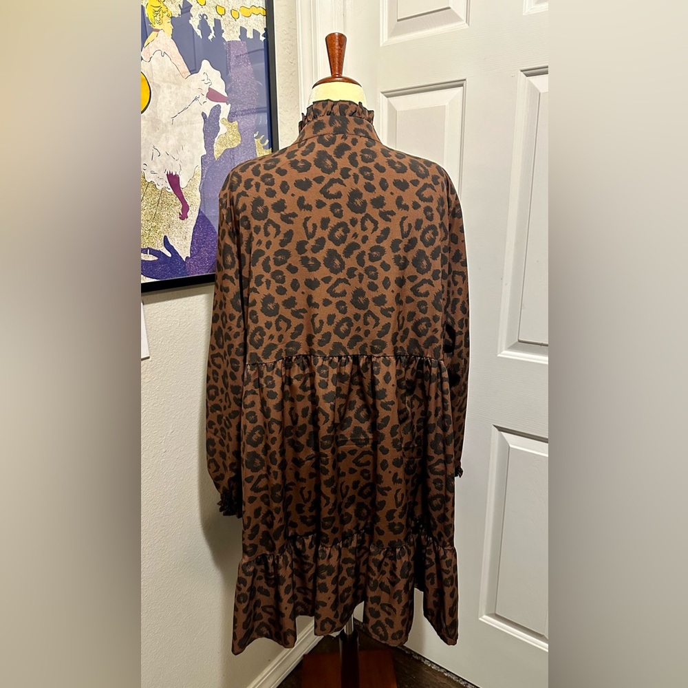 Brown and Black Animal Print Lantern Sleeve Dress. 3X. - Picture 3 of 4